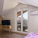 In Okrug Gornji With Sea View, Balcony, Air Conditioning, Wifi 5134-3