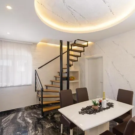 Apartman In Okrug Gornji With Sea View, Balcony, Air Conditioning, Wifi 5134-3