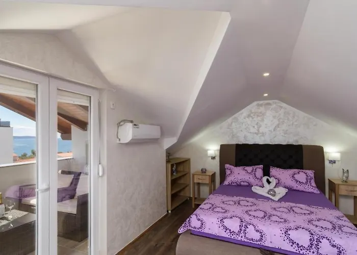 In Okrug Gornji With Sea View, Balcony, Air Conditioning, Wifi 5134-3 Apartament Trogir