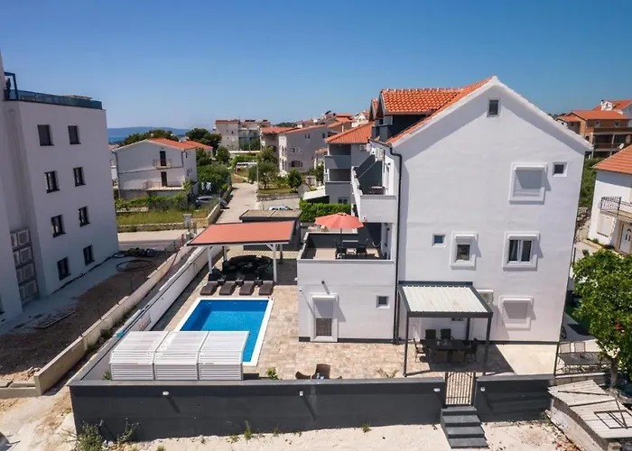In Okrug Gornji With Sea View, Balcony, Air Conditioning, Wifi 5134-3 Apartment Trogir