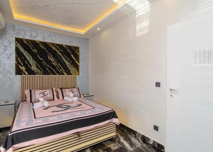 In Okrug Gornji With Sea View, Balcony, Air Conditioning, Wifi 5134-3